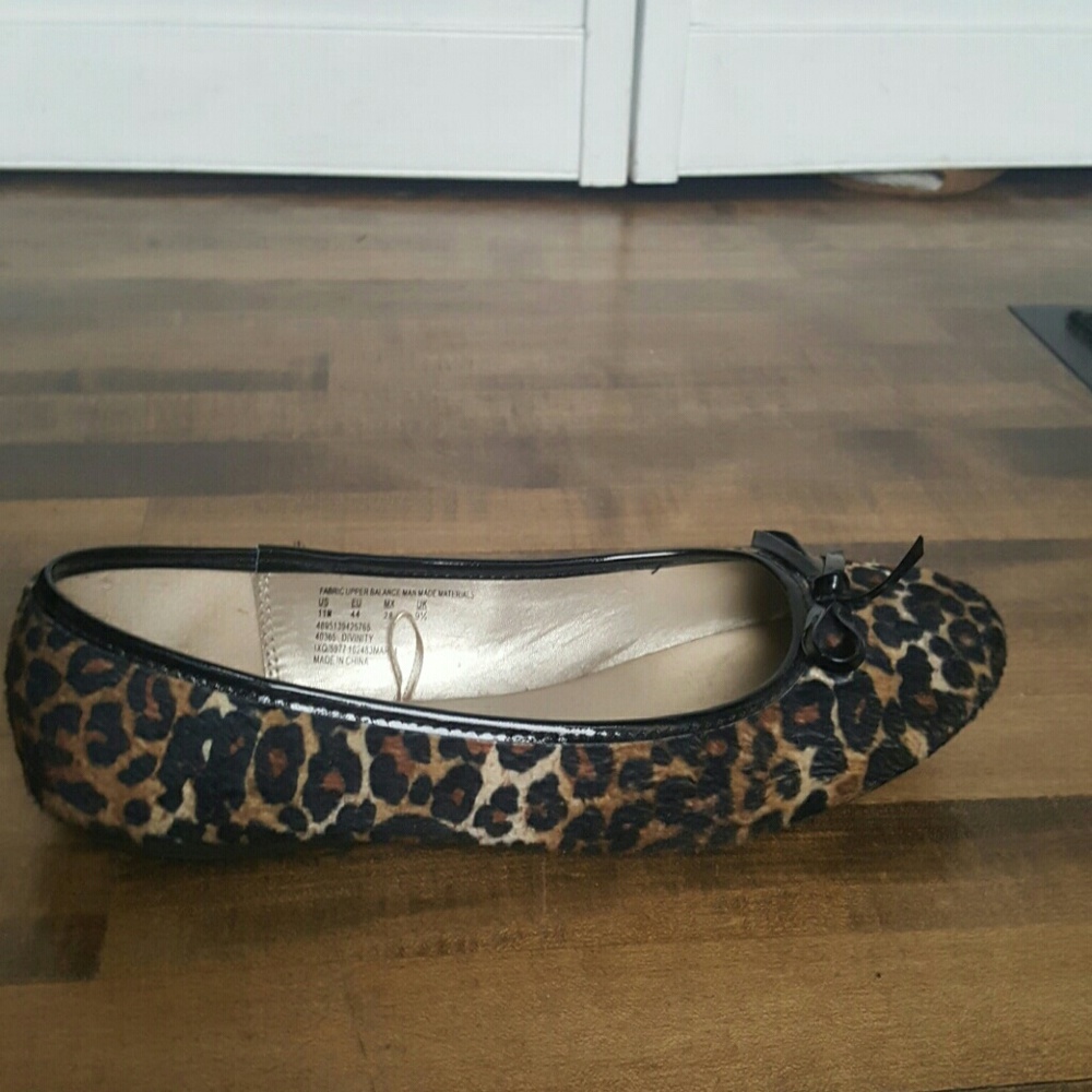 Women's size 11 shoes